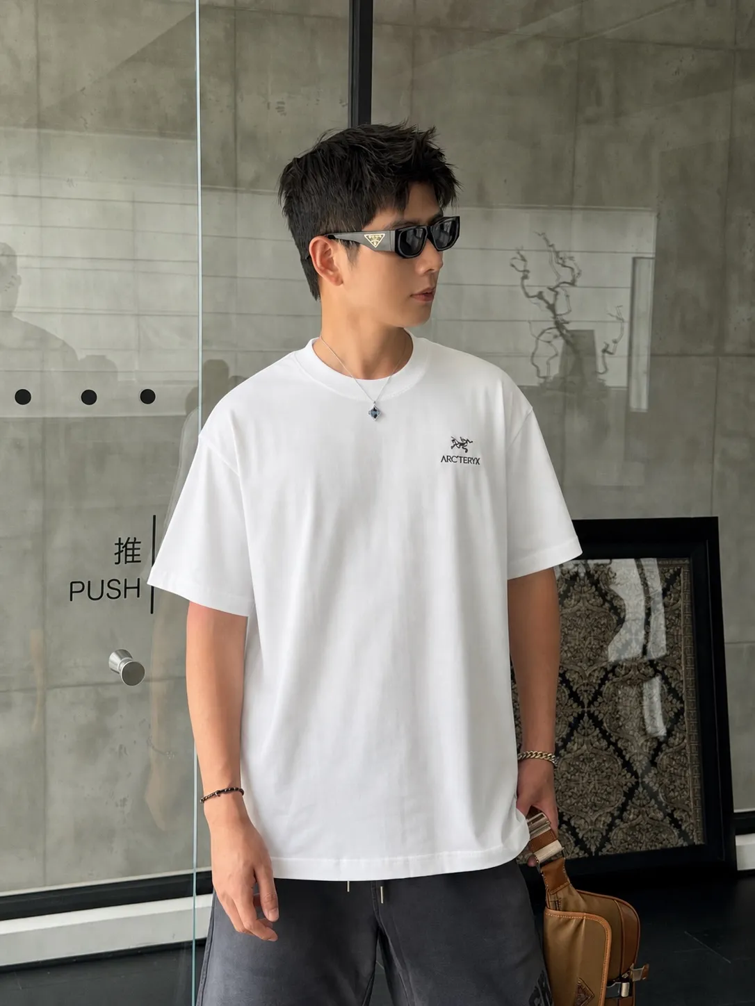 Arc～ logo， 《 》 7A tee ， Same Style ， : Black White Coffee Brown Size：S（90-130 ） M（125-150 ） L（135-165 ） XL（160-190 ） XXL（185 ）